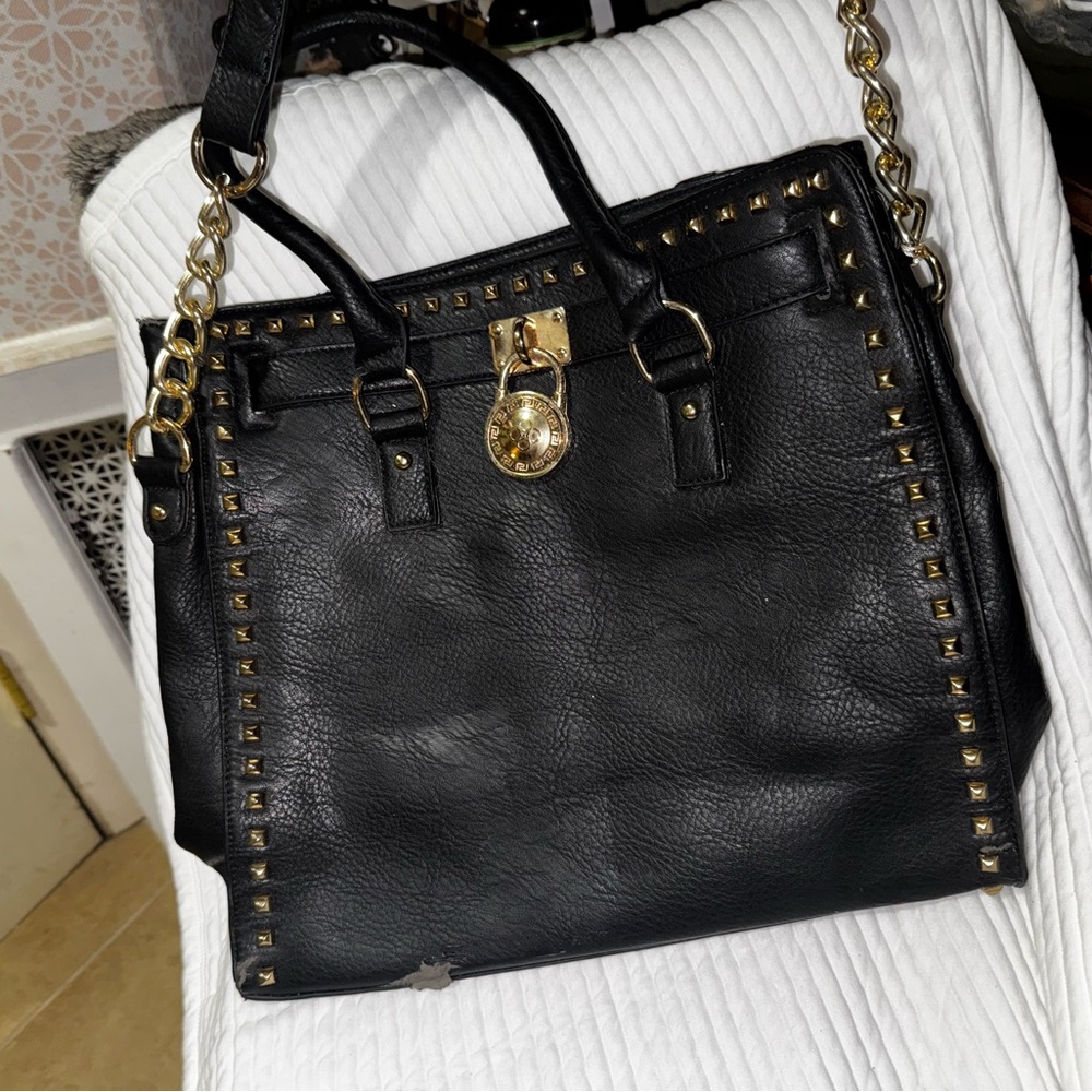 MICHAEL Michael Kors Black Leather Shoulder Bag with Gold Accents